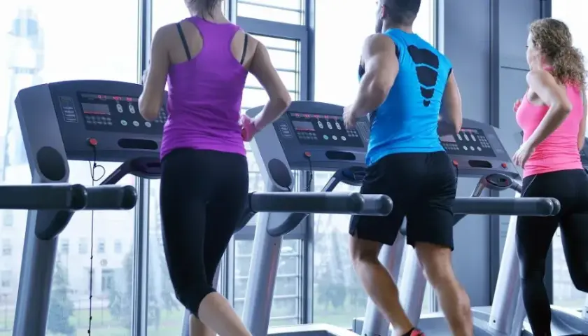 Na czym polega trening cardio? Jak zacząć i spalać tłuszcz?